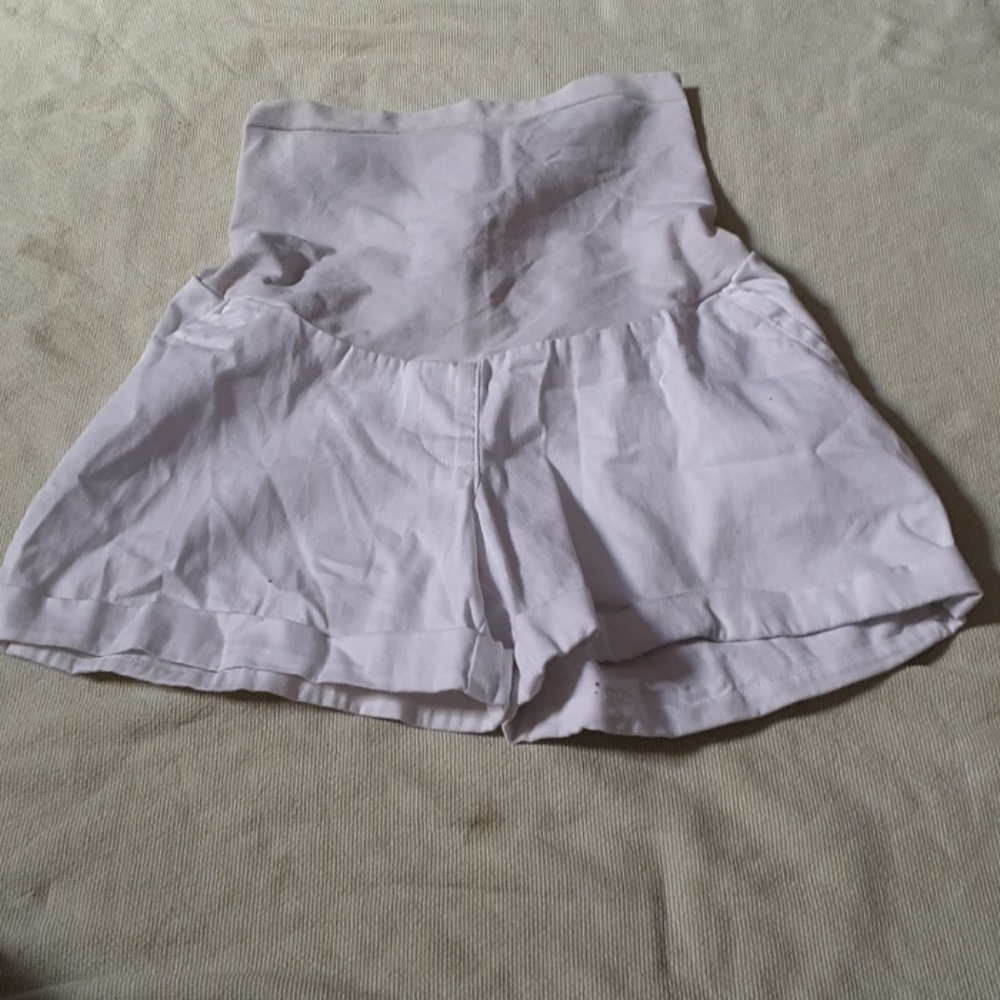 Maternity shorts